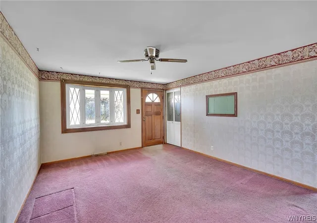 Photo 3 of Sale Pending at 162 Poinciana Pkwy, Buffalo, NY 14225 | MLS# B1696068 | Listing updated on 2026-08-05