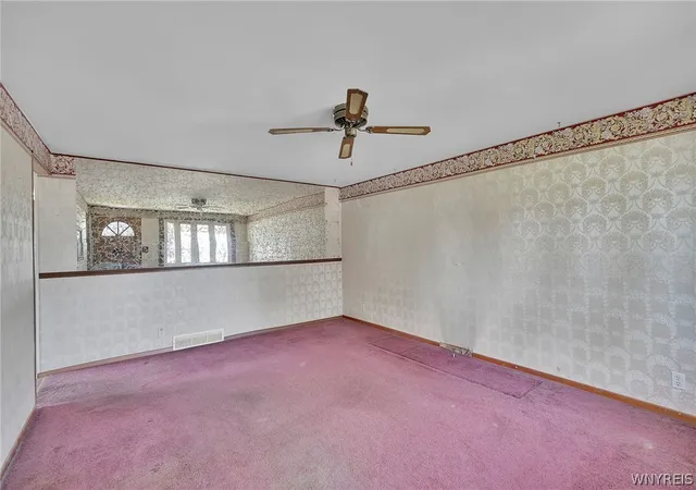 Photo 3 of Sale Pending at 162 Poinciana Pkwy, Buffalo, NY 14225 | MLS# B1696068 | Listing updated on 2026-08-05