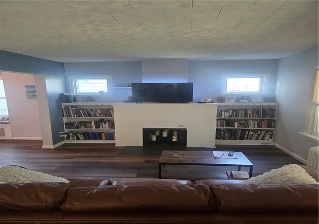 Photo 3 of Sale Pending at 71 Spencer Rd, Rochester, NY 14609 | MLS# R1694871 | Listing updated on 2026-08-20