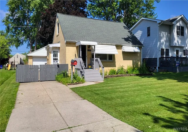 Photo 1 of Sale Pending at 224 Sky Hi Dr, Buffalo, NY 14224 | MLS# B1695939 | Listing updated on 2026-08-29