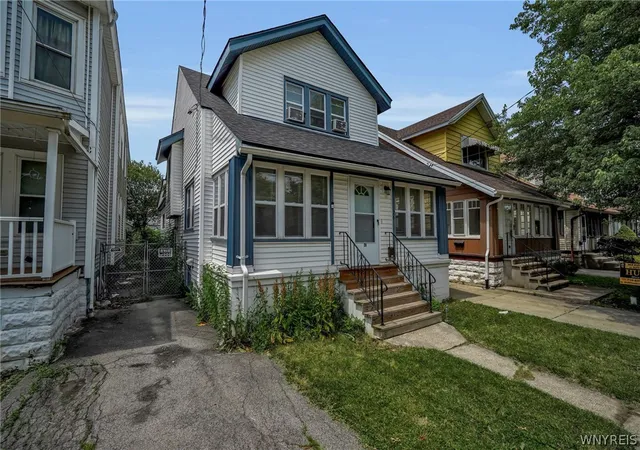 Photo 3 of Sale Pending at 28 Clio Ave, Buffalo, NY 14220 | MLS# B1693820 | Listing updated on 2026-09-07