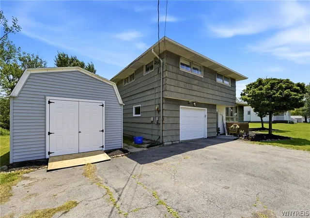 Photo 1 of Single family home for sale at 4091 Millersport Hwy, Buffalo, NY 14228 | MLS# B1696190 | Listing updated on 2026-09-16