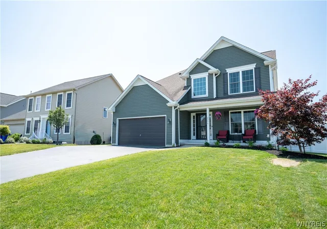 Photo 3 of Sale Pending at 2336 Agassiz Dr, Lake View, NY 14085 | MLS# B1696187 | Listing updated on 2026-08-21