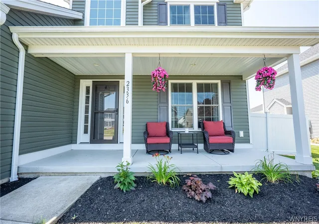 Photo 3 of Sale Pending at 2336 Agassiz Dr, Lake View, NY 14085 | MLS# B1696187 | Listing updated on 2026-08-21