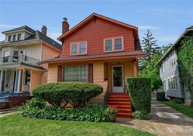 Photo 2 of Sale Pending at 201 Minnesota Ave, Buffalo, NY 14214 | MLS# B1696364 | Listing updated on 2026-08-23