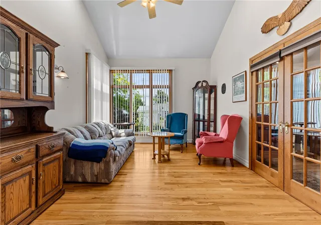 Photo 4 of Single family home for sale at 1792 Edgemere Dr, Rochester, NY 14612 | MLS# R1696048 | Listing updated on 2026-08-08