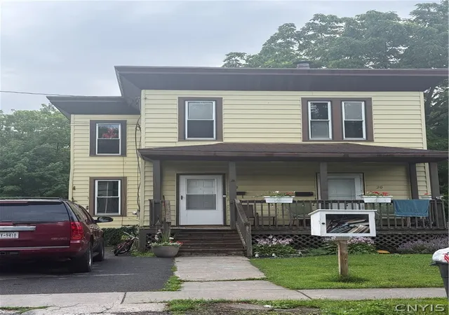 Photo 1 of Sale Pending at 20 Cayuga St, Auburn, NY 13021 | MLS# S1696507 | Listing updated on 2026-08-20
