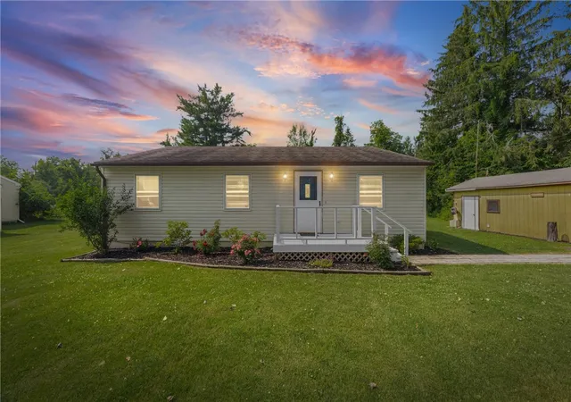 Photo 2 of Sale Pending at 9080 Old State Route 31, Lyons, NY 14489 | MLS# R1695908 | Listing updated on 2026-08-18
