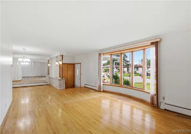 Photo 4 of Single family home for sale at 192 N Seine Dr, Buffalo, NY 14227 | MLS# B1695977 | Listing updated on 2026-09-05