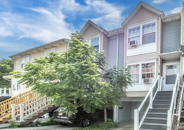 Photo 1 of Single family home for sale at 345 Connecticut St, Buffalo, NY 14213 | MLS# B1696659 | Listing updated on 2026-08-29