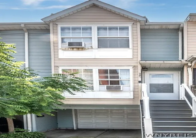 Photo 2 of Single family home for sale at 345 Connecticut St, Buffalo, NY 14213 | MLS# B1696659 | Listing updated on 2026-08-29