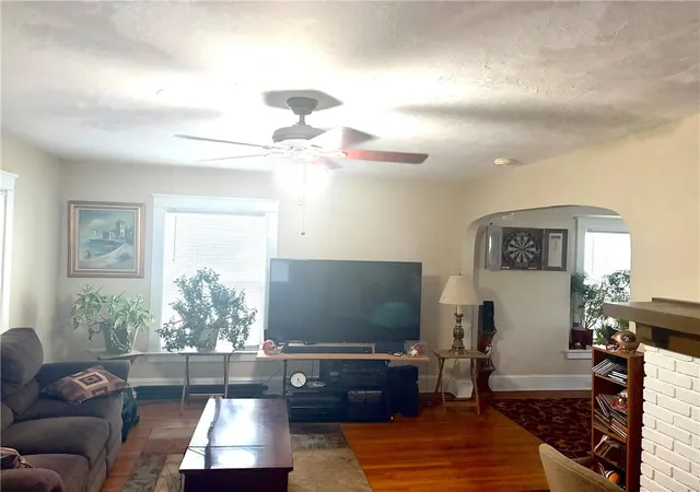 Photo 4 of Single family home for sale at 709 Grove St, Elmira, NY 14901 | MLS# R1696545 | Listing updated on 2026-08-23