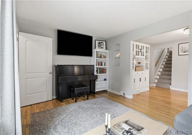 Photo 3 of Sale Pending at 36 Morton Dr, Buffalo, NY 14226 | MLS# B1696672 | Listing updated on 2026-08-27