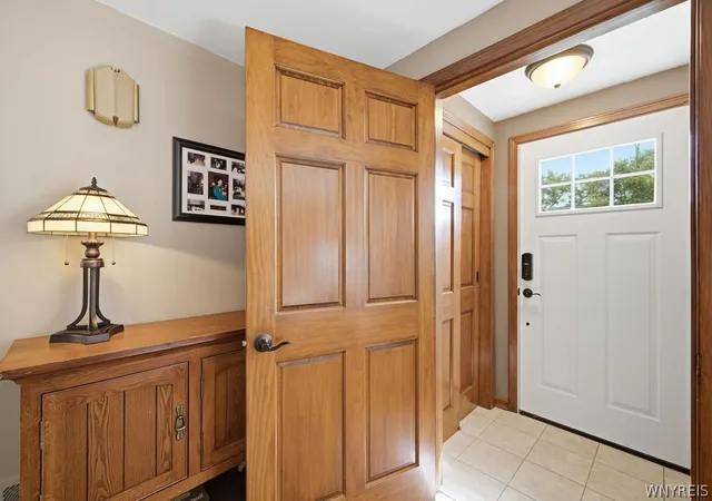 Photo 3 of Sale Pending at 16 Patricia Dr, Tonawanda, NY 14150 | MLS# B1695918 | Listing updated on 2026-08-14