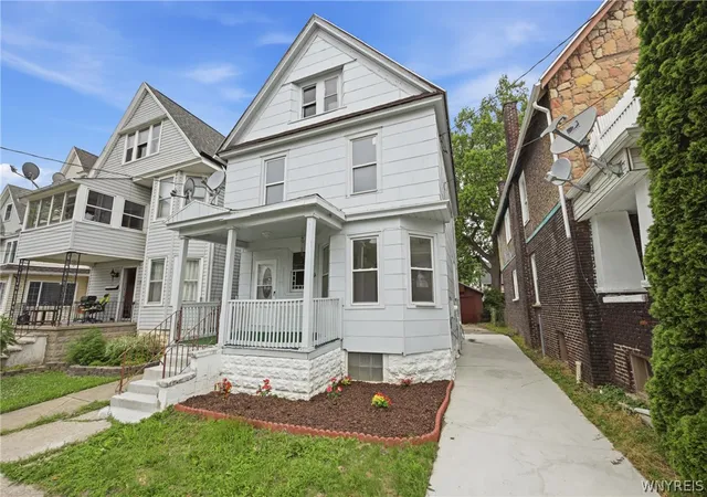 Photo 2 of Sale Pending at 114 Spaulding St, Buffalo, NY 14220 | MLS# B1696877 | Listing updated on 2026-08-21