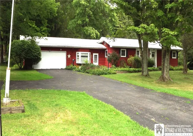 Photo 1 of Single family home for sale at 3026 Garfield Rd, Jamestown, NY 14701 | MLS# R1696357 | Listing updated on 2026-08-20