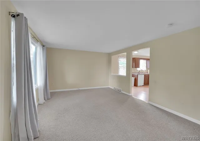 Listing Photo 5 - Condo for sale in building located at 590 Potters Rd, Buffalo, NY 14224