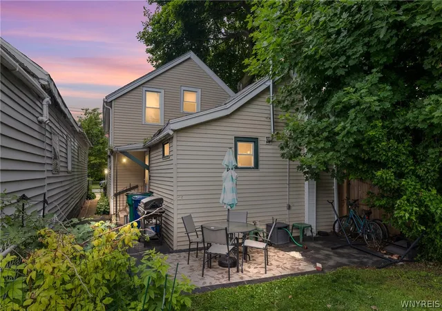 Photo 3 of Sale Pending at 243 Mackinaw St, Buffalo, NY 14204 | MLS# B1696429 | Listing updated on 2026-09-13