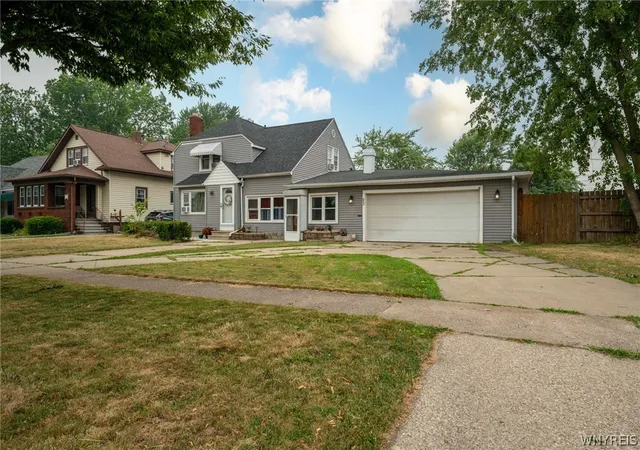 Photo 2 of Single family home for sale at 23 Westchester Blvd, Buffalo, NY 14217 | MLS# B1696491 | Listing updated on 2026-08-18