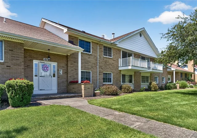 Photo 2 of Sale Pending at 1018 B Greenleaf Rd, Rochester, NY 14612 | MLS# R1697128 | Listing updated on 2026-08-05