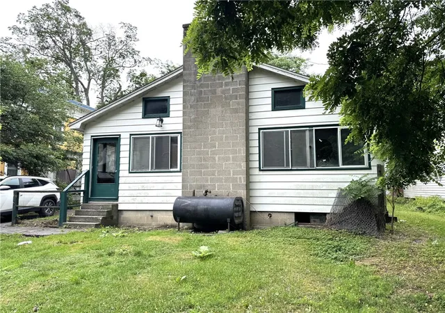 Photo 4 of Single family home for sale at 19 Genesee St, New Berlin, NY 13411 | MLS# R1697158 | Listing updated on 2026-08-31