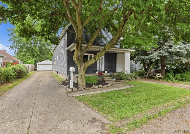 Photo 2 of Sale Pending at 25 Michael Pl, Buffalo, NY 14218 | MLS# B1697187 | Listing updated on 2026-09-03