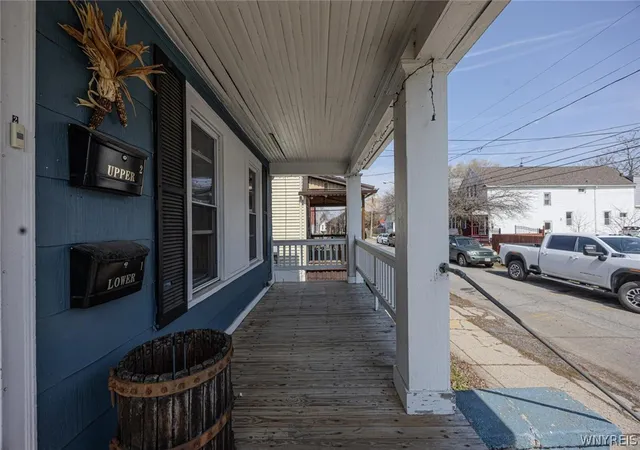 Photo 4 of Sale Pending at 86 Guernsey St, Buffalo, NY 14207 | MLS# B1697010 | Listing updated on 2026-08-17