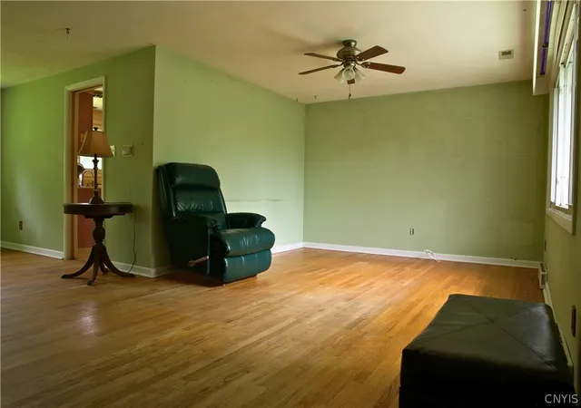 Photo 3 of Sale Pending at 105 Haddonfield Pl, Syracuse, NY 13214 | MLS# S1696141 | Listing updated on 2026-09-14