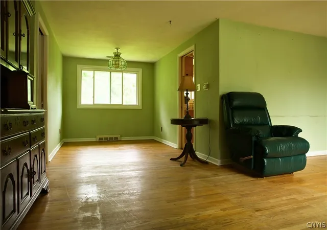 Photo 3 of Sale Pending at 105 Haddonfield Pl, Syracuse, NY 13214 | MLS# S1696141 | Listing updated on 2026-09-14