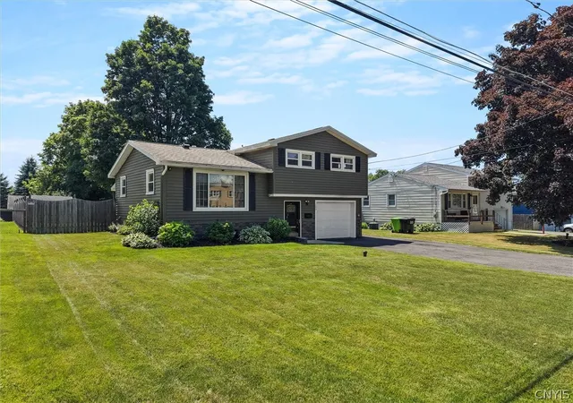 Photo 3 of Sale Pending at 105 Joel Ave, Liverpool, NY 13088 | MLS# S1694433 | Listing updated on 2026-08-10