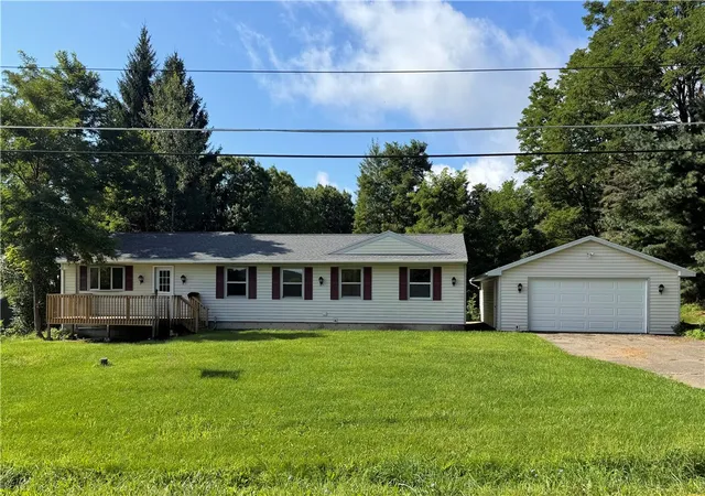 Photo 1 of Single family home for sale at 92 Thomas Rd, Horseheads, NY 14845 | MLS# R1697155 | Listing updated on 2026-09-06