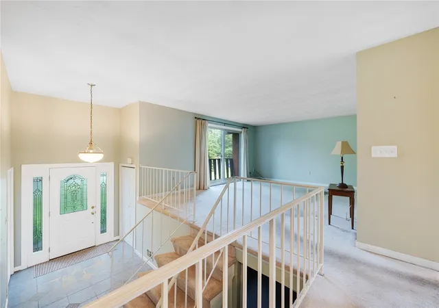 Photo 3 of Sale Pending at 89 Round Crk Dr, Rochester, NY 14626 | MLS# R1696123 | Listing updated on 2026-09-12