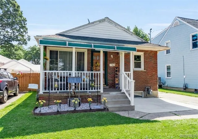 Photo 1 of Sale Pending at 567 74th Street, Niagara Falls, NY 14304 | MLS# B1697372 | Listing updated on 2026-08-07
