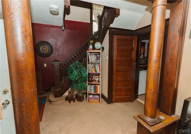 Photo 4 of Single family home for sale at 400 Graves St, Syracuse, NY 13203 | MLS# S1697407 | Listing updated on 2026-09-10