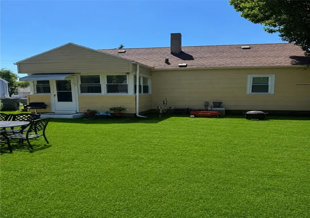 Photo 2 of Sale Pending at 664 Carter St, Rochester, NY 14621 | MLS# R1696922 | Listing updated on 2026-08-16