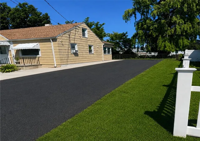 Photo 3 of Sale Pending at 664 Carter St, Rochester, NY 14621 | MLS# R1696922 | Listing updated on 2026-08-16