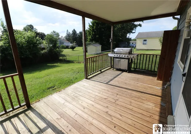 Photo 4 of Sale Pending at 330 Delaware Ave, Jamestown, NY 14701 | MLS# R1696980 | Listing updated on 2026-08-27