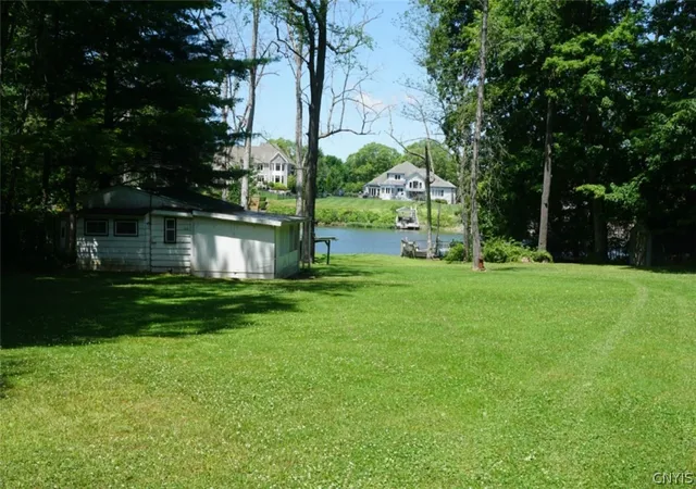 Photo 3 of Single family home for sale at 214 Button Shrs Rd, Baldwinsville, NY 13027 | MLS# S1696591 | Listing updated on 2026-09-07