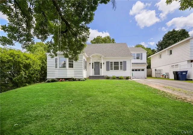 Photo 1 of Single family home for sale at 113 Hatherly Rd, Syracuse, NY 13224 | MLS# S1697289 | Listing updated on 2026-08-25