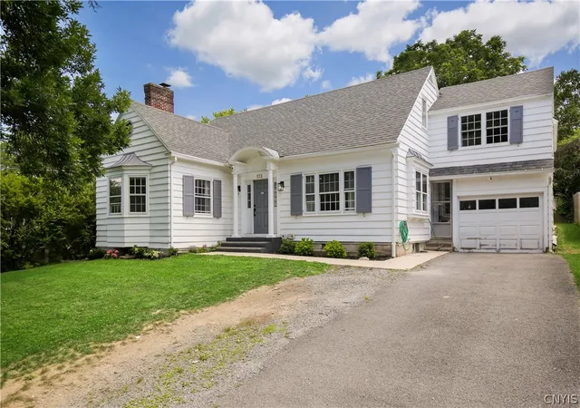 Photo 3 of Single family home for sale at 113 Hatherly Rd, Syracuse, NY 13224 | MLS# S1697289 | Listing updated on 2026-08-25