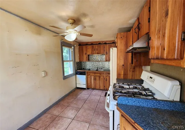 Photo 3 of Sale Pending at 411 Mayberry Rd, Rome, NY 13440 | MLS# S1697236 | Listing updated on 2026-08-24