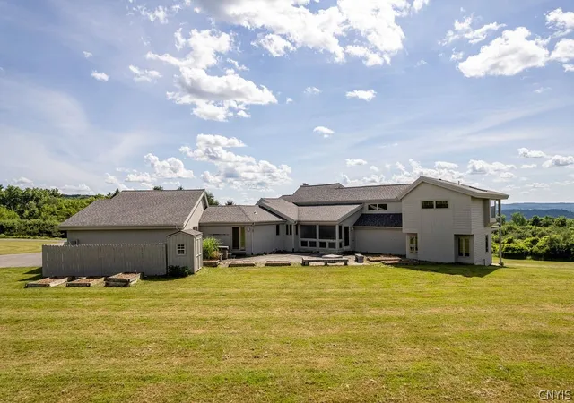 Photo 3 of Sale Pending at 4171 Lorenzo Farm Rd, Cazenovia, NY 13035 | MLS# S1696673 | Listing updated on 2026-08-19