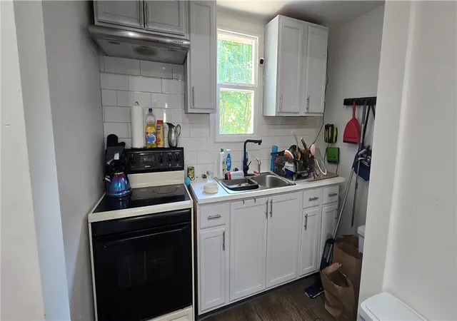 Photo 3 of Sale Pending at 12 Judson Ter, Rochester, NY 14611 | MLS# R1697496 | Listing updated on 2026-08-24