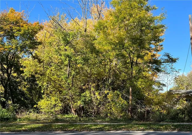 Photo 3 of Sale Pending at 160 Straub Rd, Rochester, NY 14626 | MLS# R1697597 | Listing updated on 2026-09-02