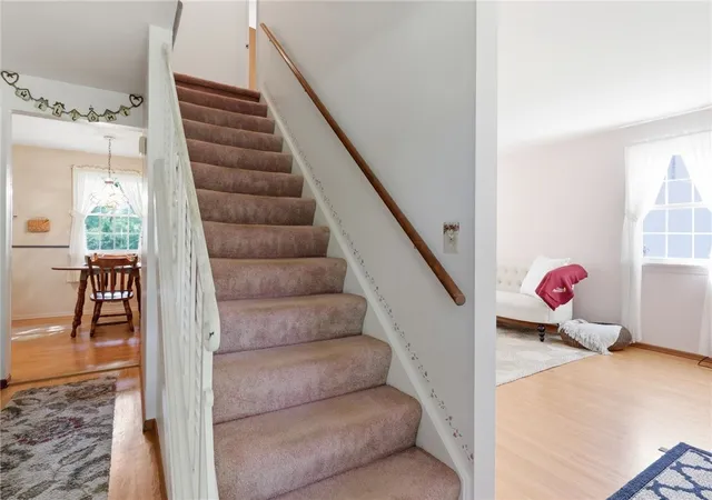 Photo 4 of Sale Pending at 107 Wheatstone Cir, Fairport, NY 14450 | MLS# R1695628 | Listing updated on 2026-08-20