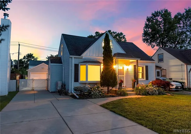 Photo 2 of Sale Pending at 409 Northwood Dr, Buffalo, NY 14223 | MLS# B1694603 | Listing updated on 2026-08-04
