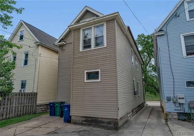 Photo 2 of Multi family home for sale at 565 Military Rd, Buffalo, NY 14207 | MLS# B1697409 | Listing updated on 2026-09-07
