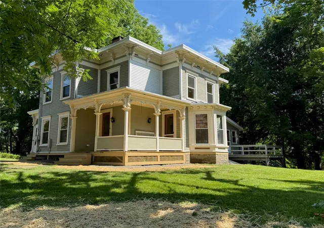Photo 4 of Single family home for sale at 82 West St, Oneonta, NY 13820 | MLS# R1696015 | Listing updated on 2026-09-12