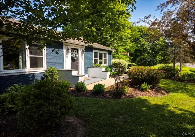 Photo 1 of Sale Pending at 3028 E Lake Rd, Skaneateles, NY 13152 | MLS# S1697665 | Listing updated on 2026-08-27
