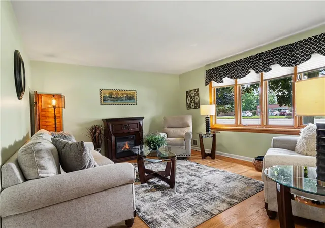 Photo 3 of Single family home for sale at 1004 Elmgrove Rd, Rochester, NY 14624 | MLS# R1696818 | Listing updated on 2026-08-04